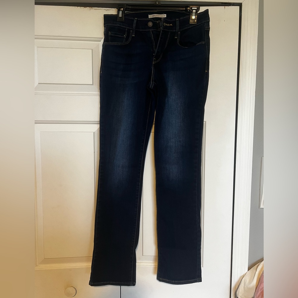 Womens Levi’s 505 straight